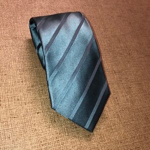 Neck tie